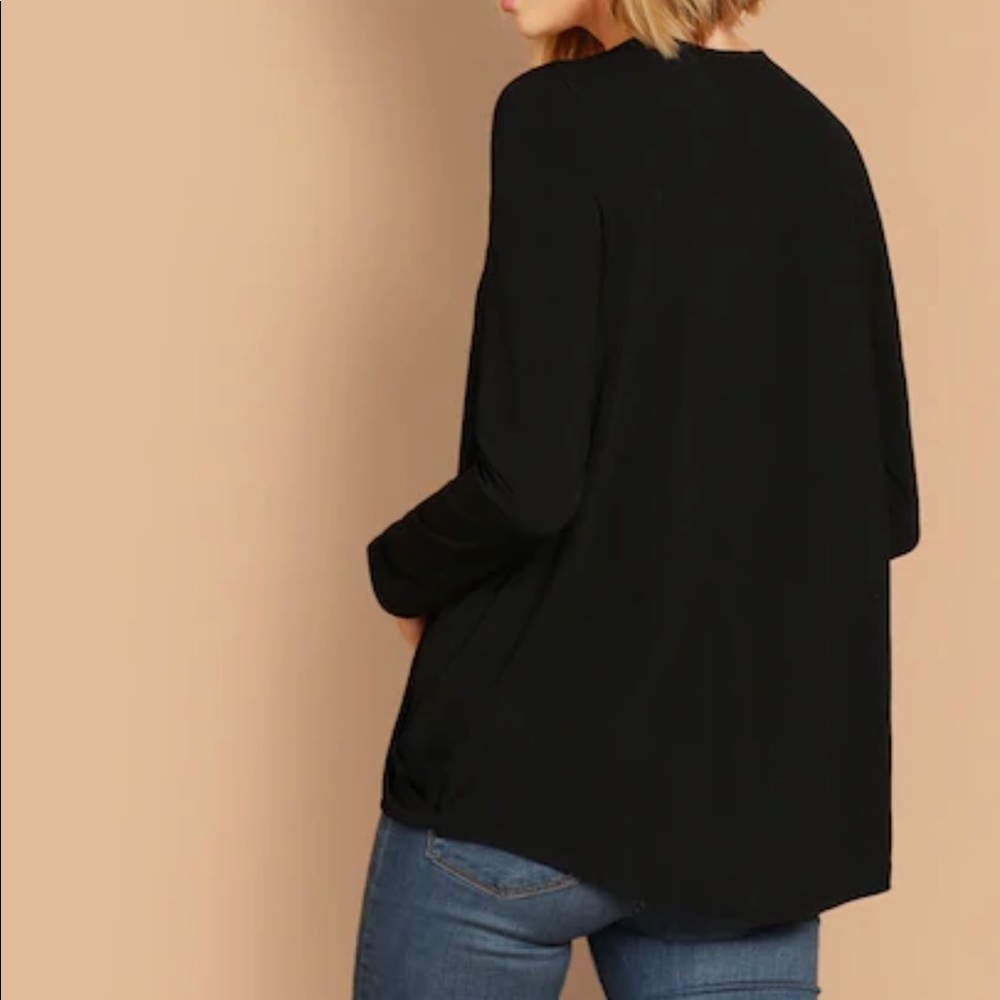 Long Sleeves V Neck Criss Cross Neck T Shirt Blk - Picture 4 of 5